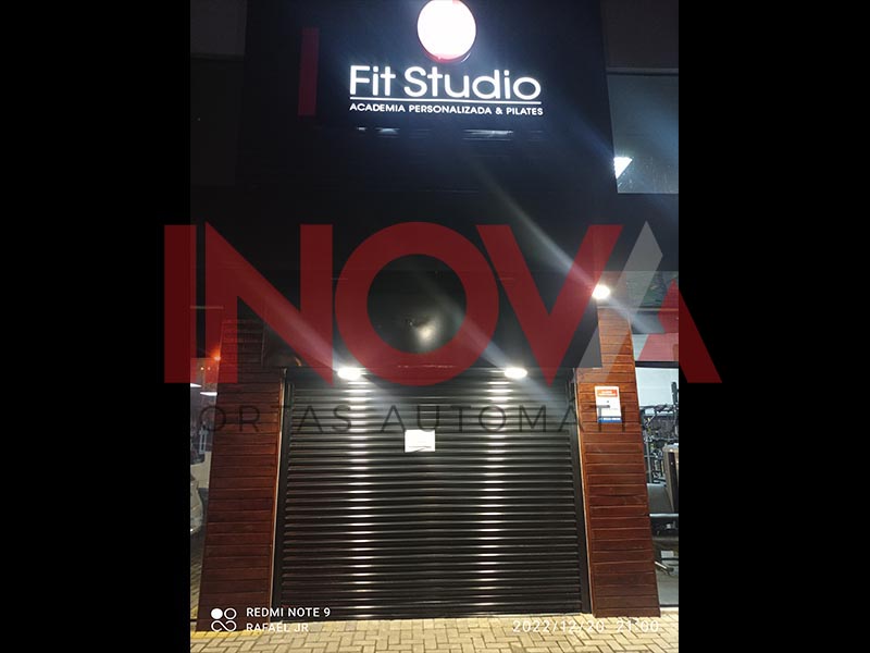 Inova Portas Automáticas | Portas de Enrolar Automáticas  em Curitiba.