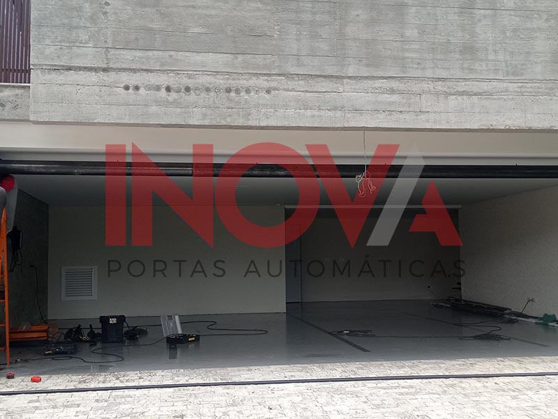 Inova Portas Automáticas | Portas de Enrolar Automáticas  em Curitiba.