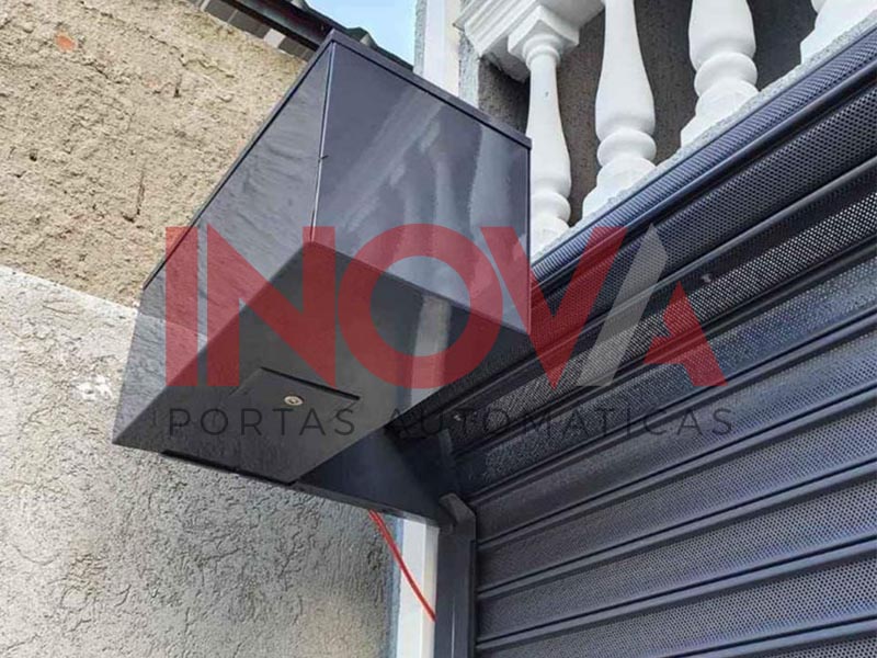 Inova Portas Automáticas | Portas de Enrolar Automáticas  em Curitiba.