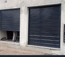 Inova Portas Automáticas | Portas de Enrolar Automáticas  em Curitiba. | Meia Cana Lisa